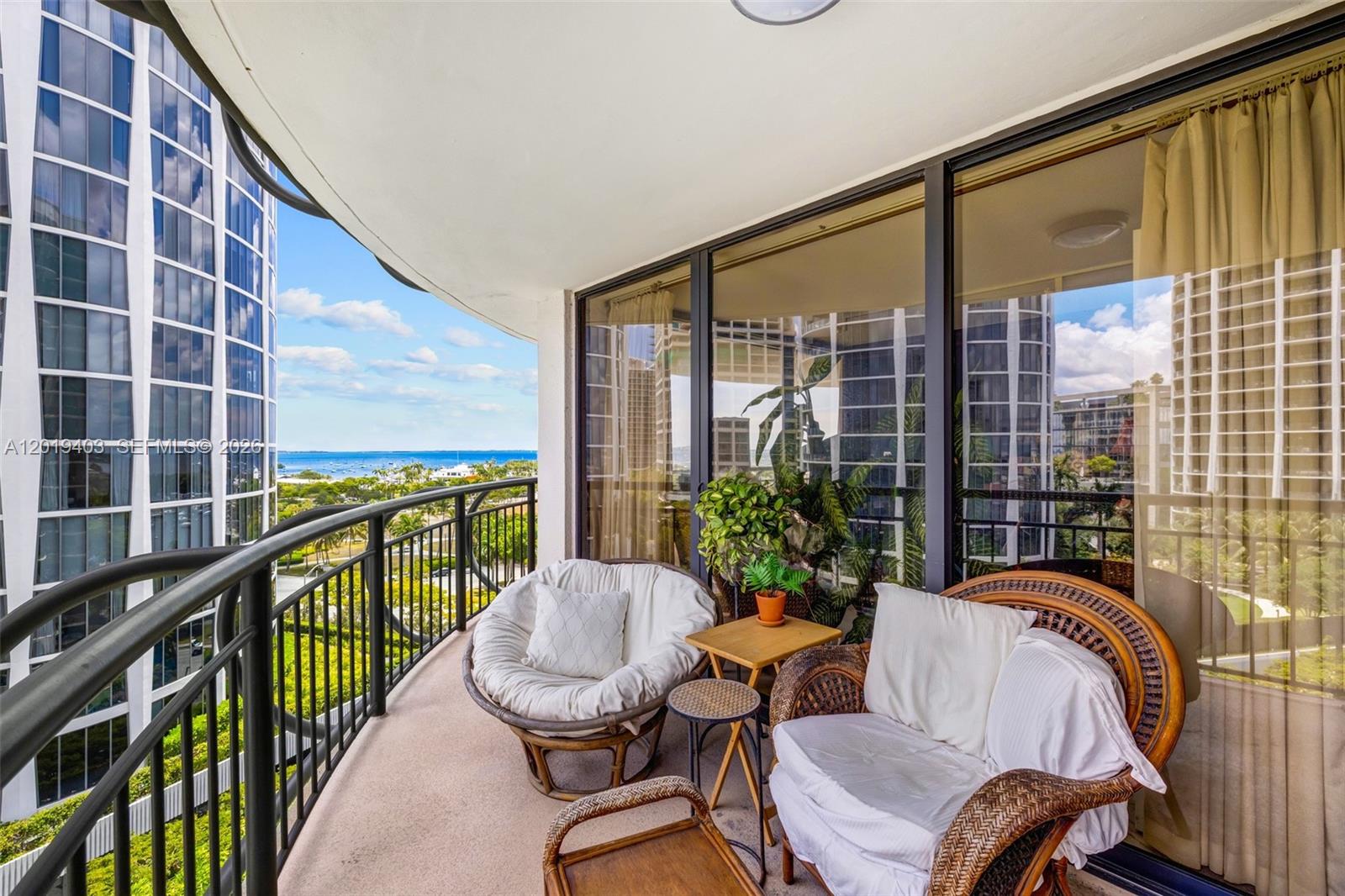 GROVE TOWERS CONDO - Residential