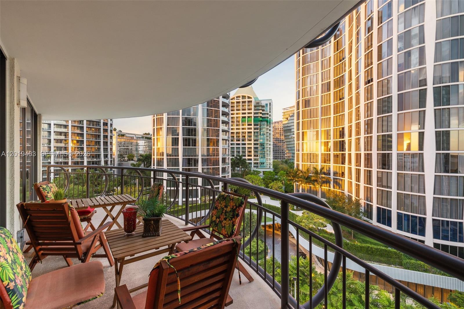 GROVE TOWERS CONDO - Residential