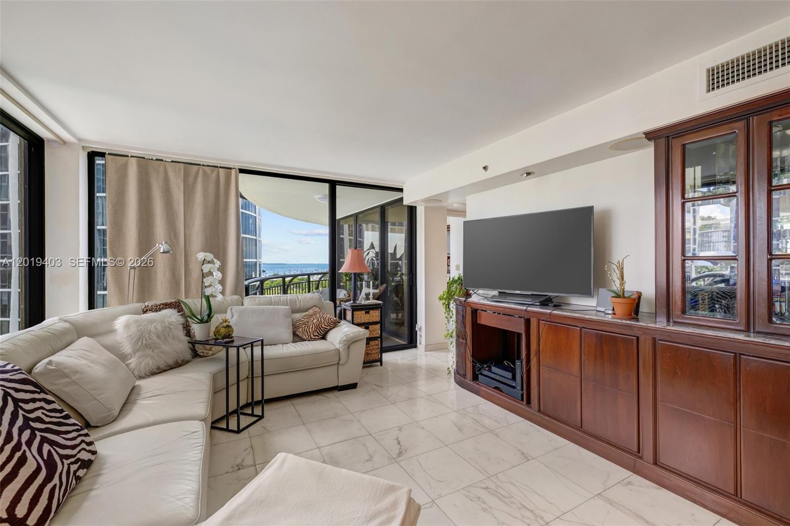 GROVE TOWERS CONDO - Residential