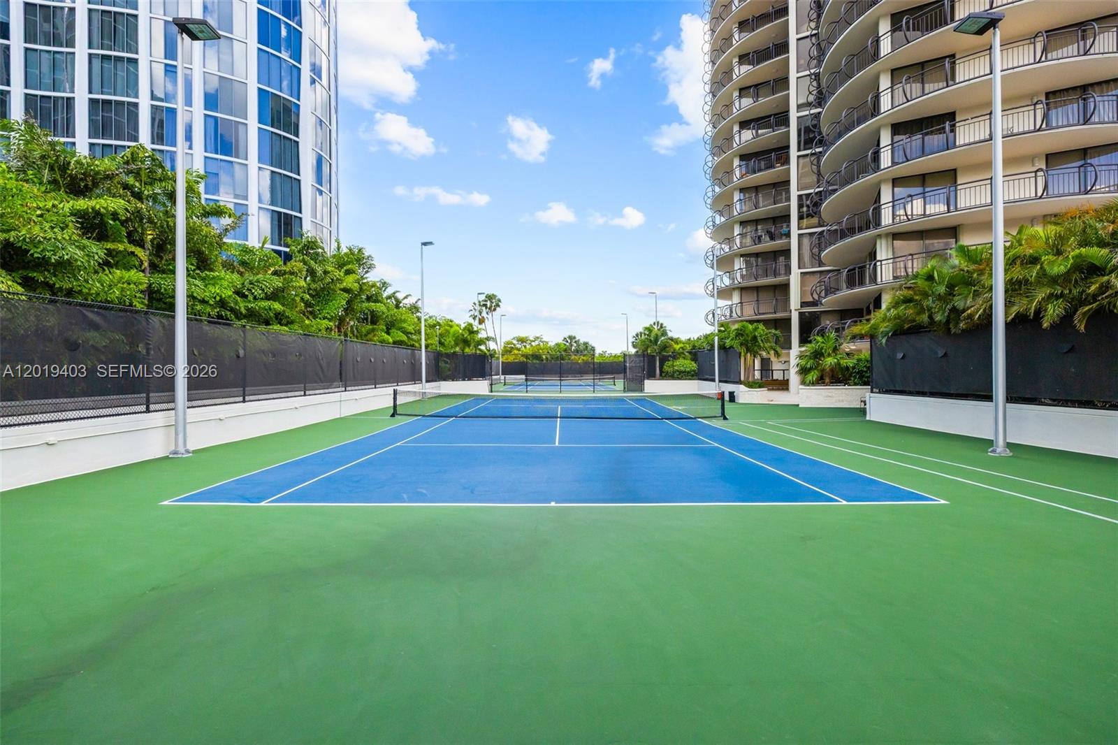 GROVE TOWERS CONDO - Residential