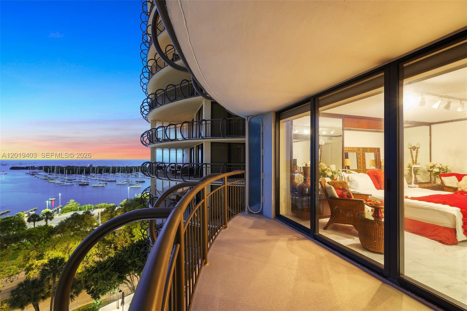 GROVE TOWERS CONDO - Residential