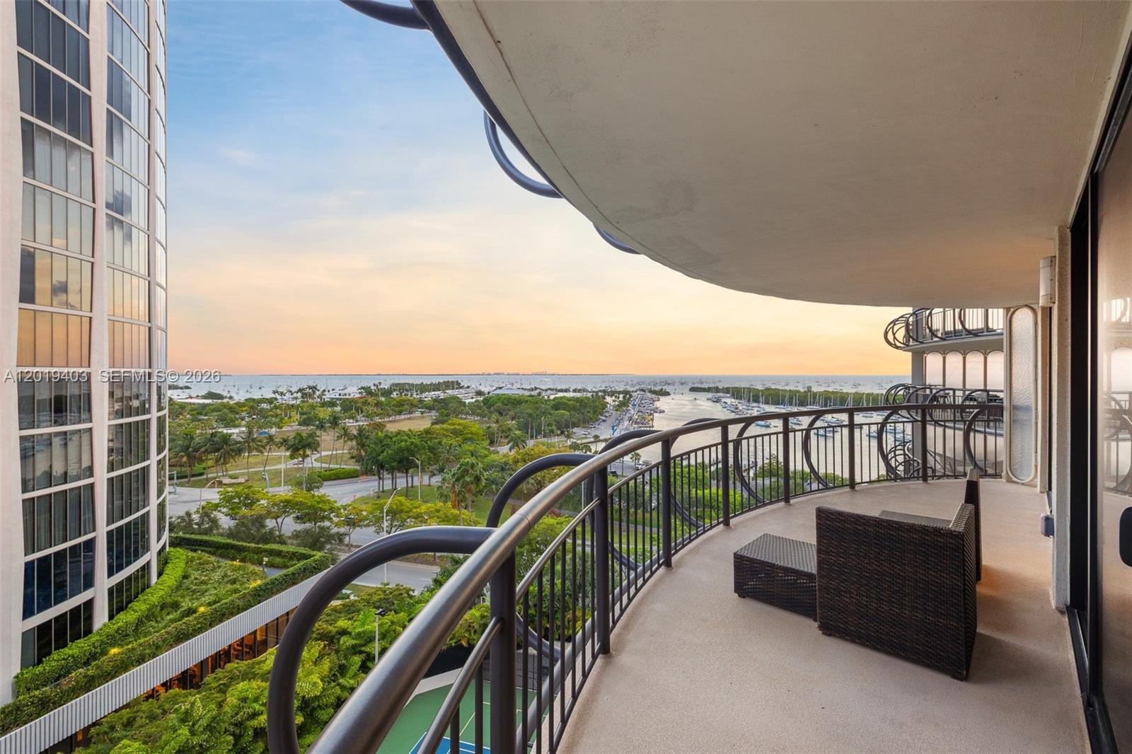 GROVE TOWERS CONDO - Residential