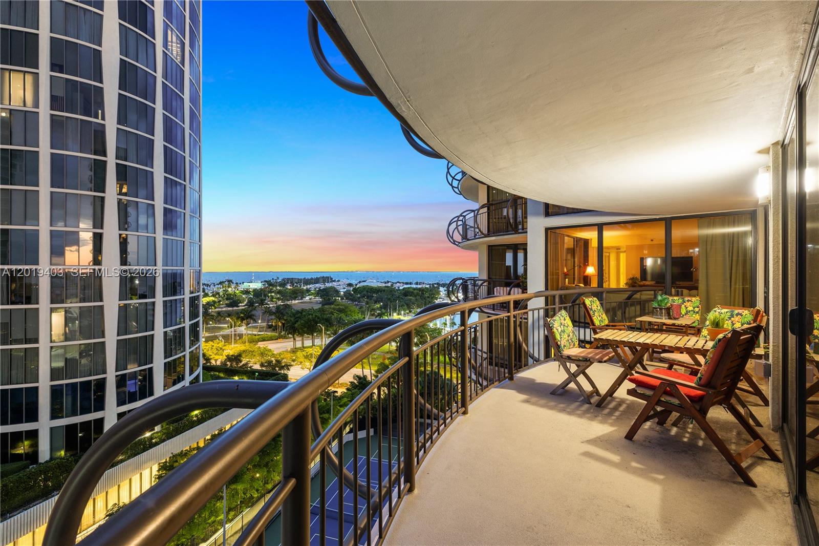 GROVE TOWERS CONDO - Residential