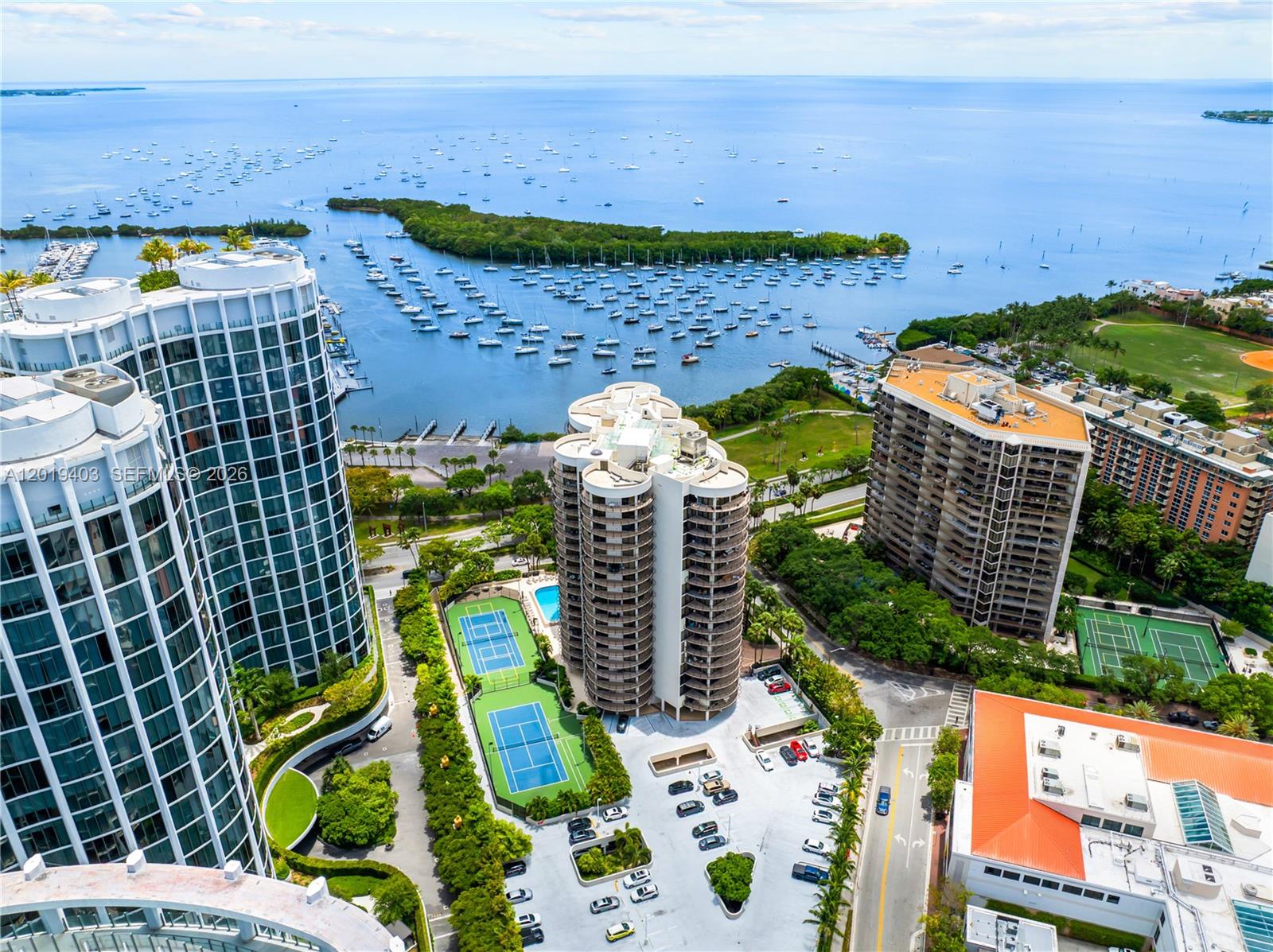 GROVE TOWERS CONDO - Residential