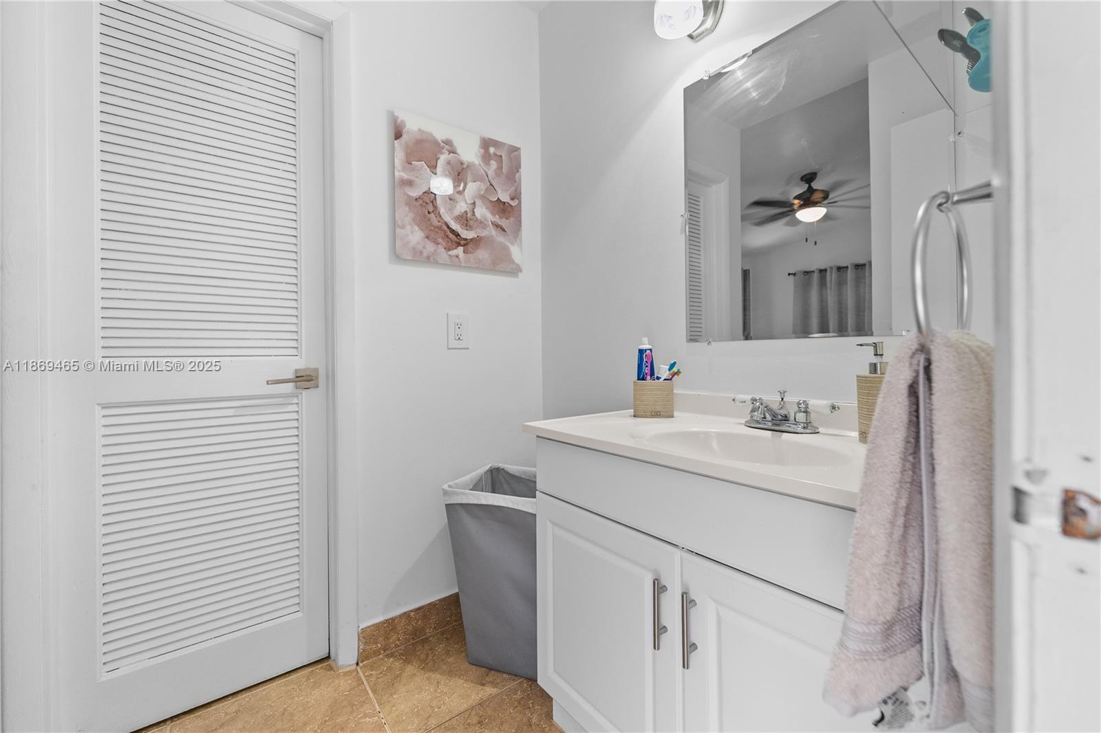 BISCAYNE VILLA HOMES SEC - Residential