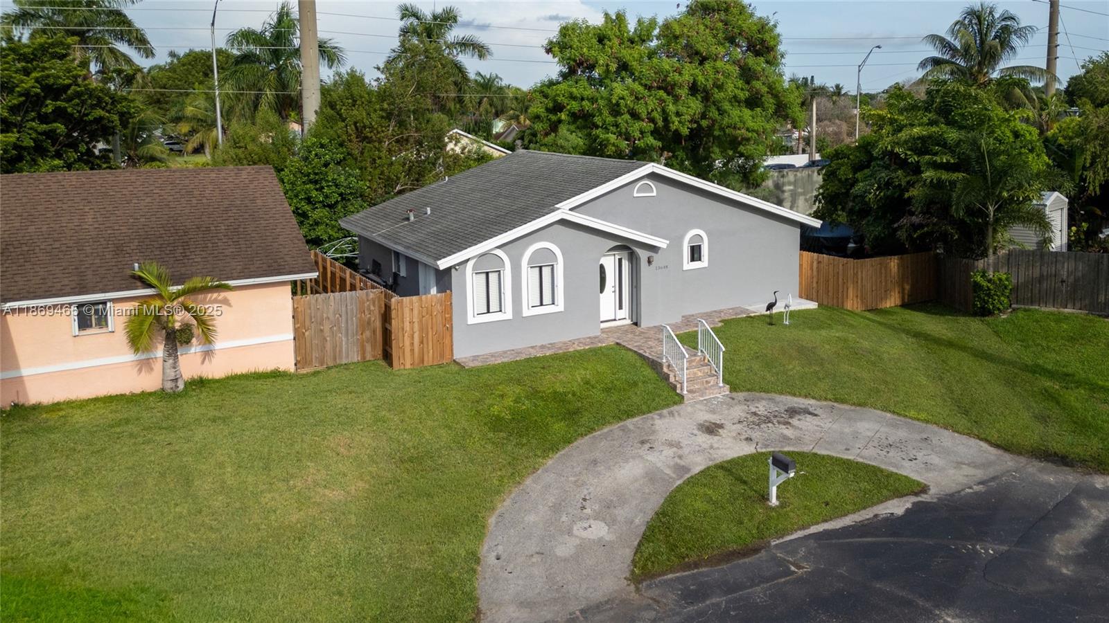 BISCAYNE VILLA HOMES SEC - Residential