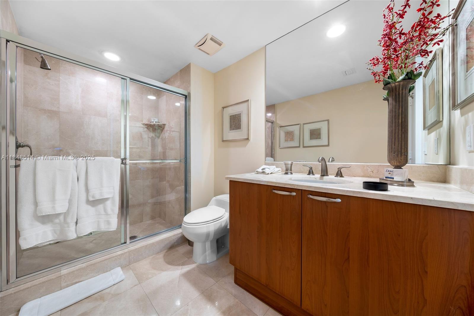 THE PENINSULA II CONDO - Residential Lease