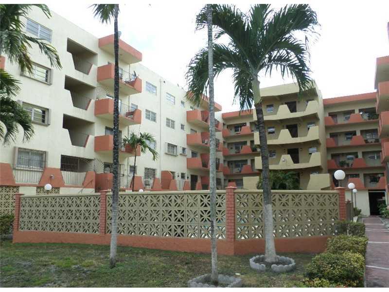 Look no further , Spacious two bedroom one bathroom located in the heart of Hialeah. Walking distance from all shops and restaurants. This is a Fannie Mae property.