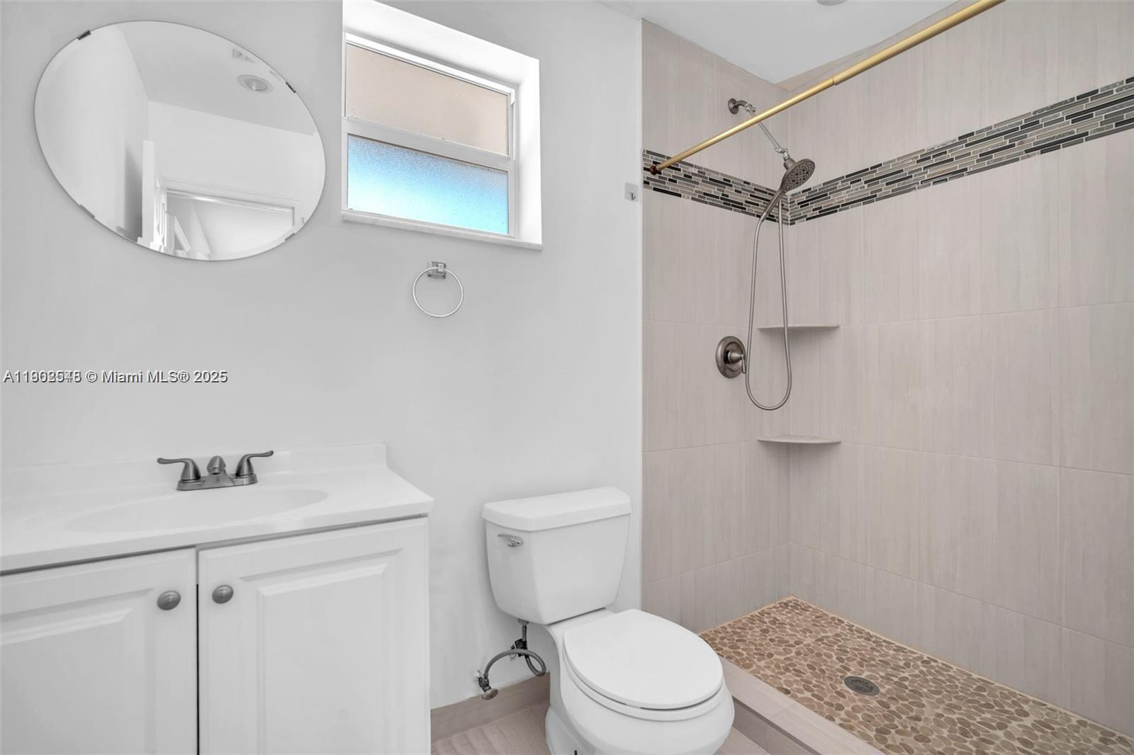 HOLLYWOOD HEIGHTS ADD SEC - Residential