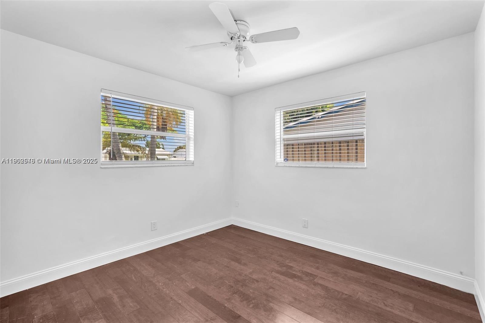 HOLLYWOOD HEIGHTS ADD SEC - Residential