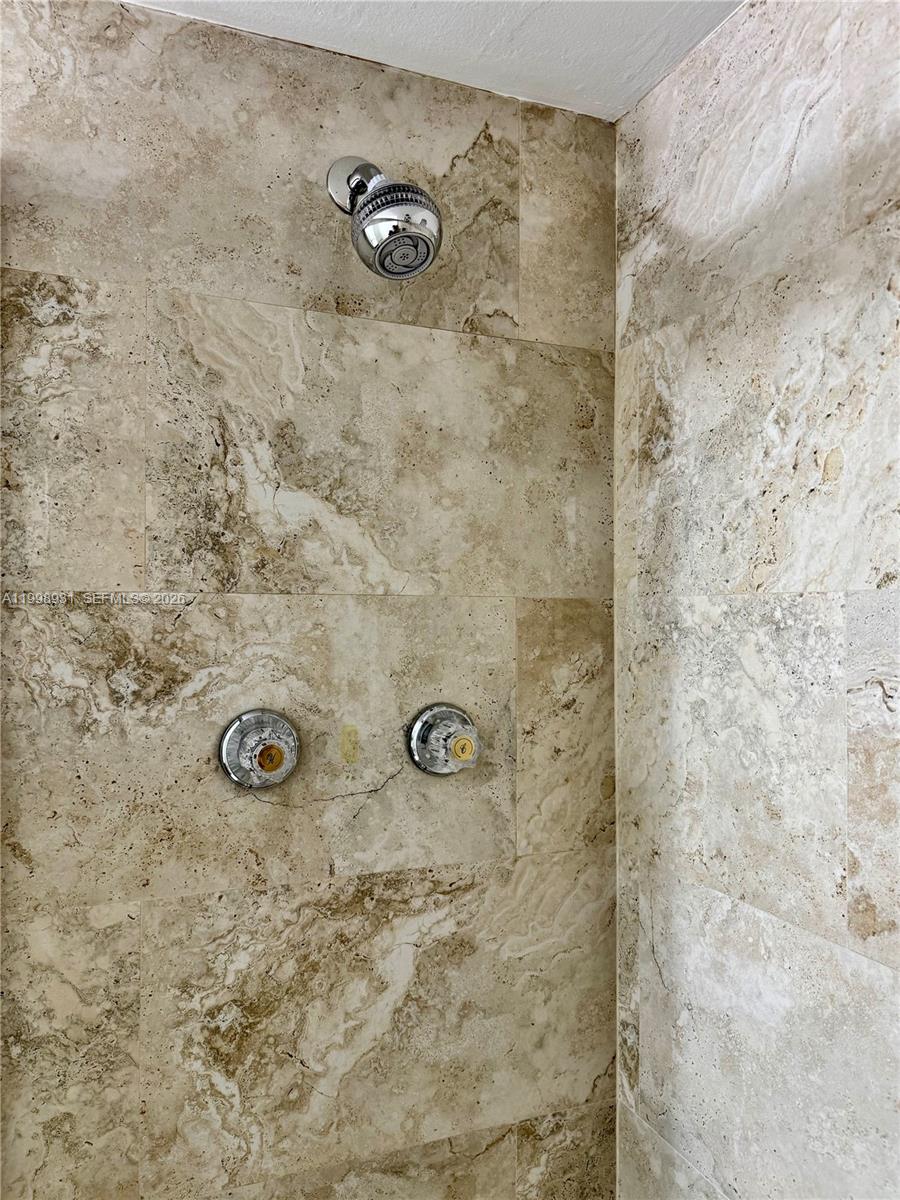 COMMODORE PLAZA CONDO - Residential