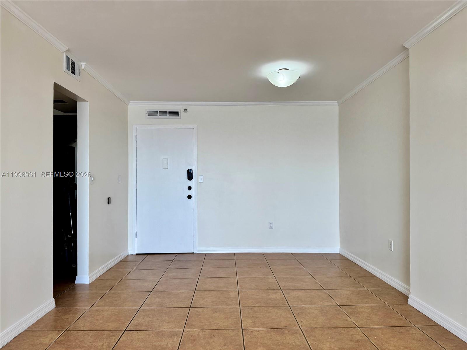 COMMODORE PLAZA CONDO - Residential