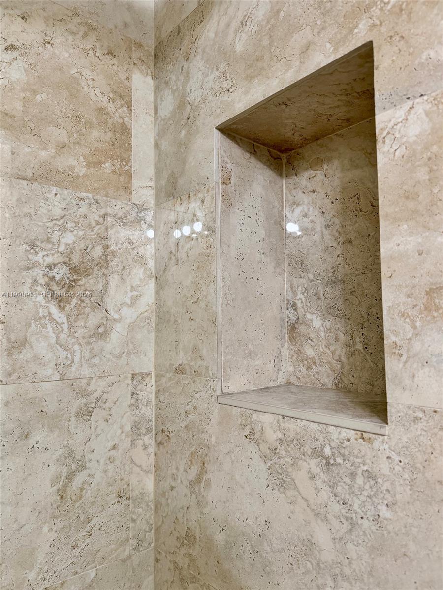 COMMODORE PLAZA CONDO - Residential