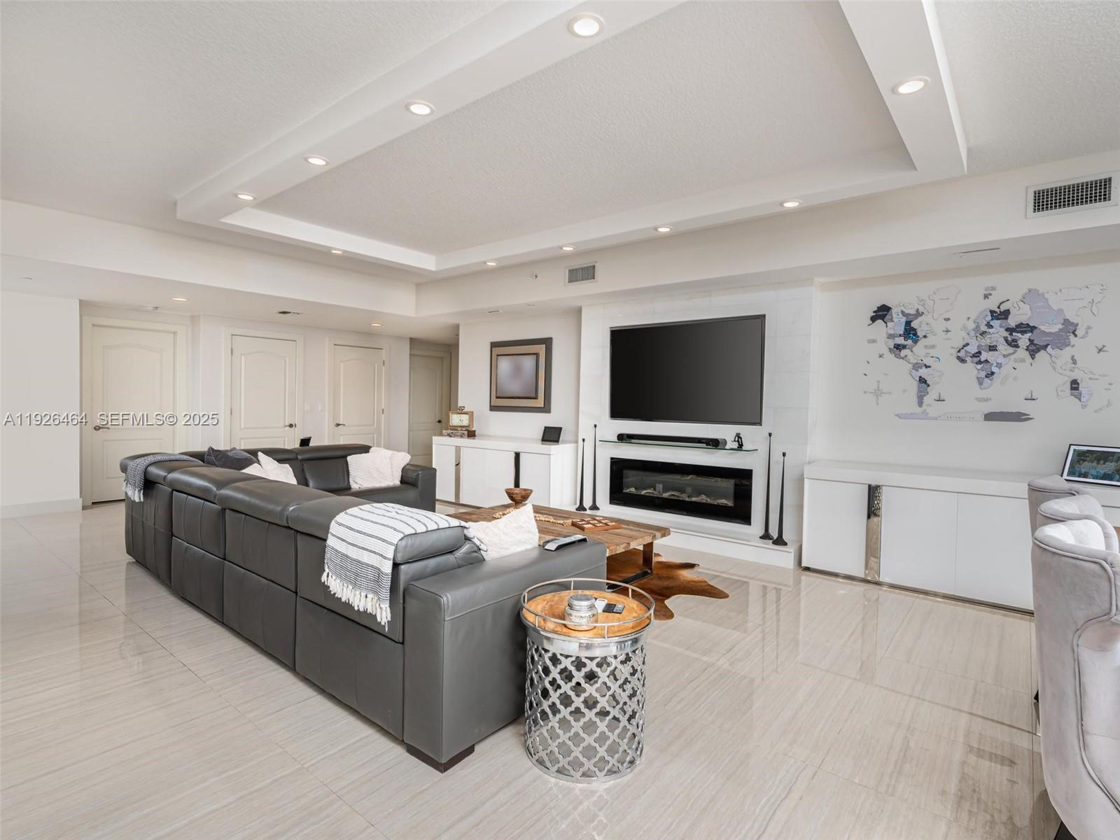 3415 N Ocean Drive 605