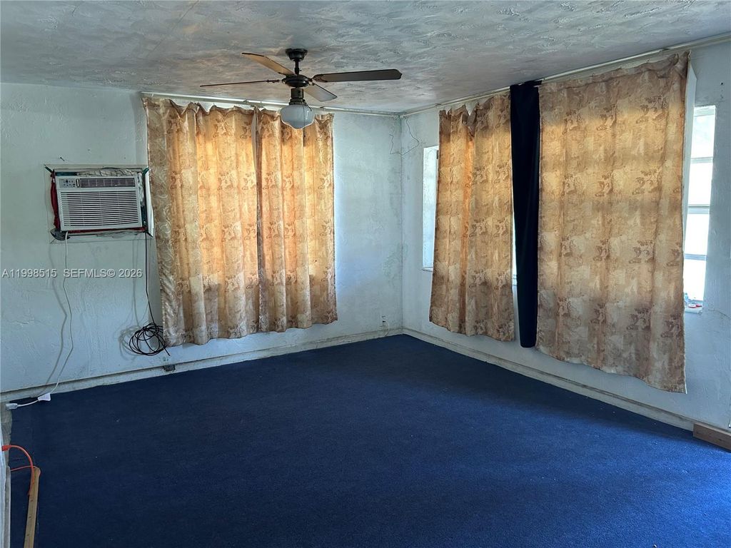 Photo of 164 SW 2nd Ct, Deerfield Beach, FL 33441 (MLS # A11998515)