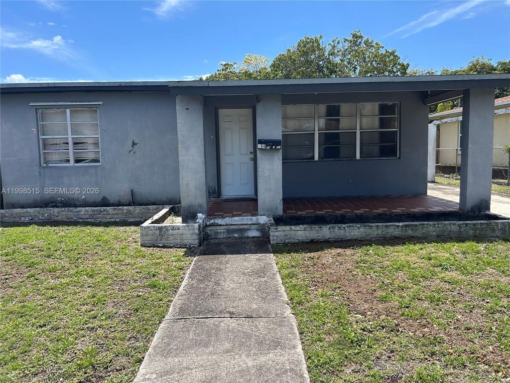 Photo of 164 SW 2nd Ct, Deerfield Beach, FL 33441 (MLS # A11998515)