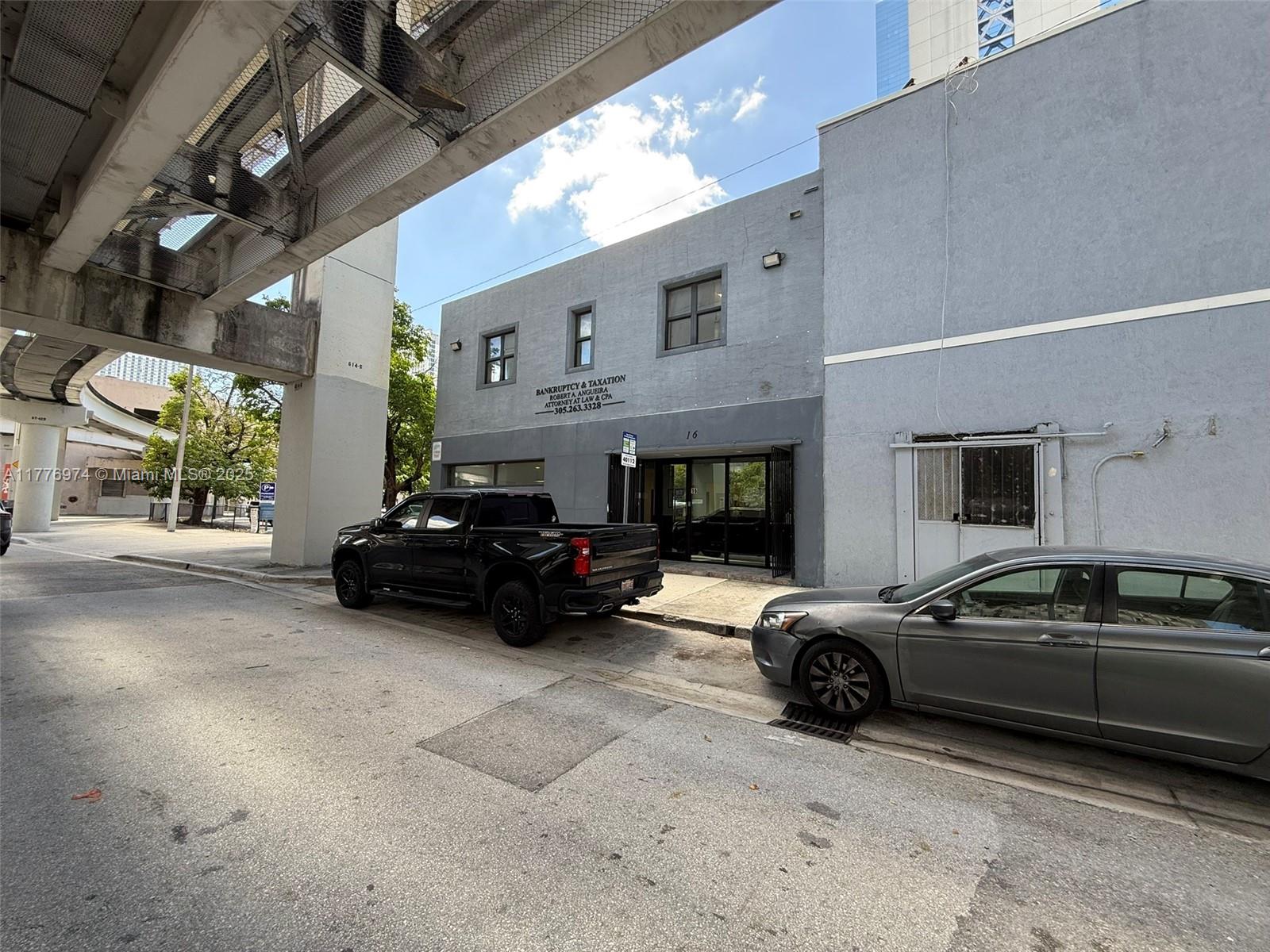 16 SW 1st Ave