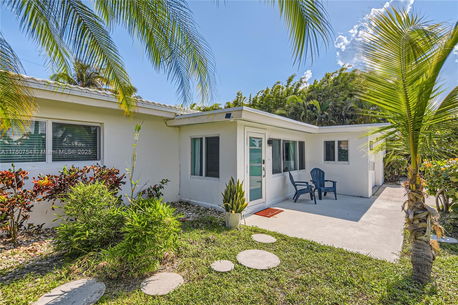 262 Bombay Ave