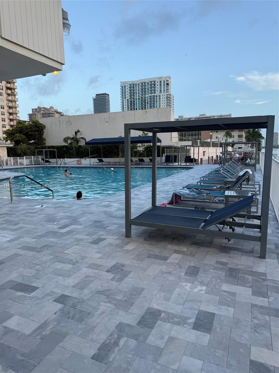1833 S Ocean Dr 305, Hallandale Beach, Broward County, Florida - 2 Bedrooms  
2 Bathrooms - 