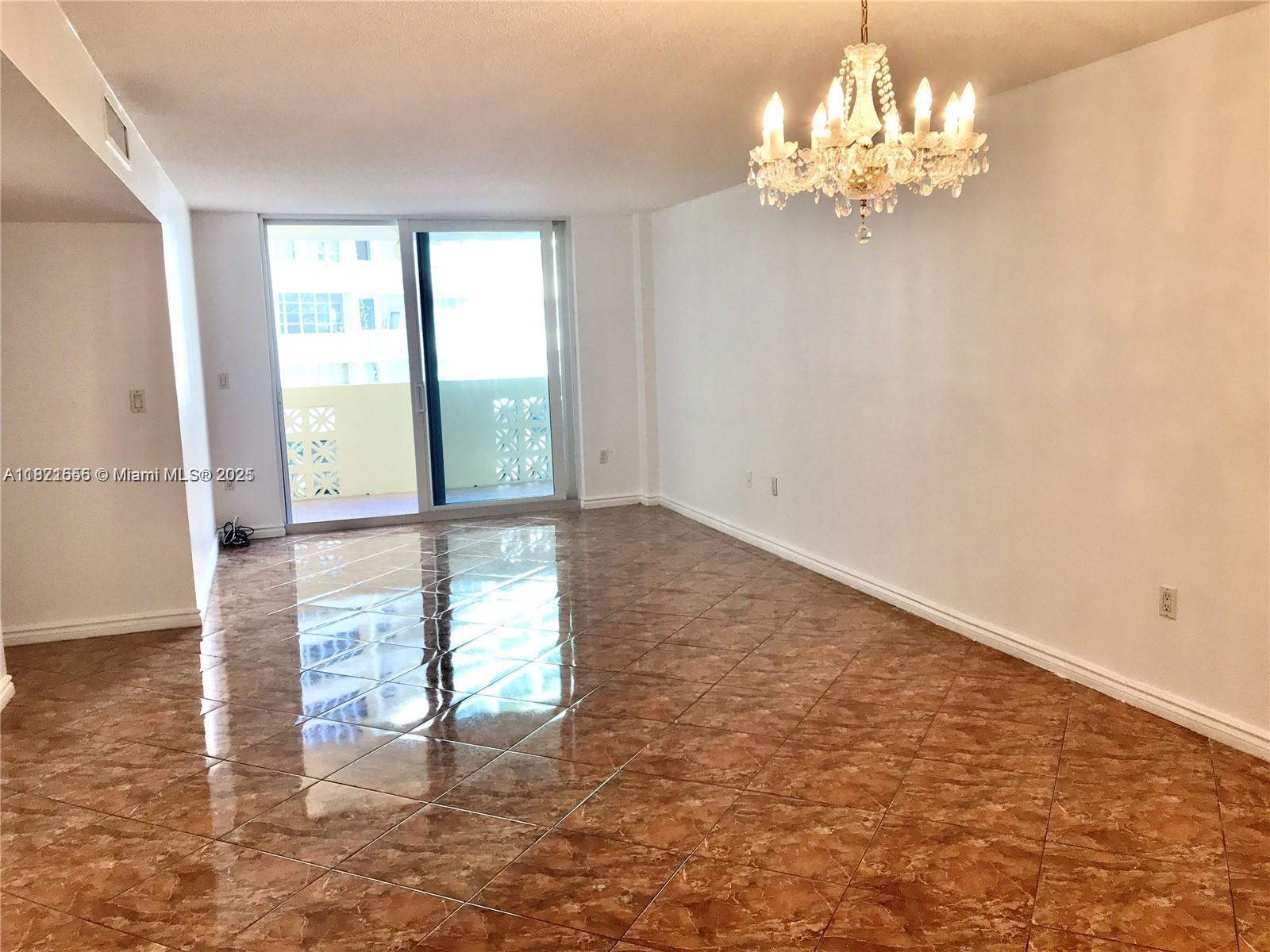 1833 S Ocean Dr 305