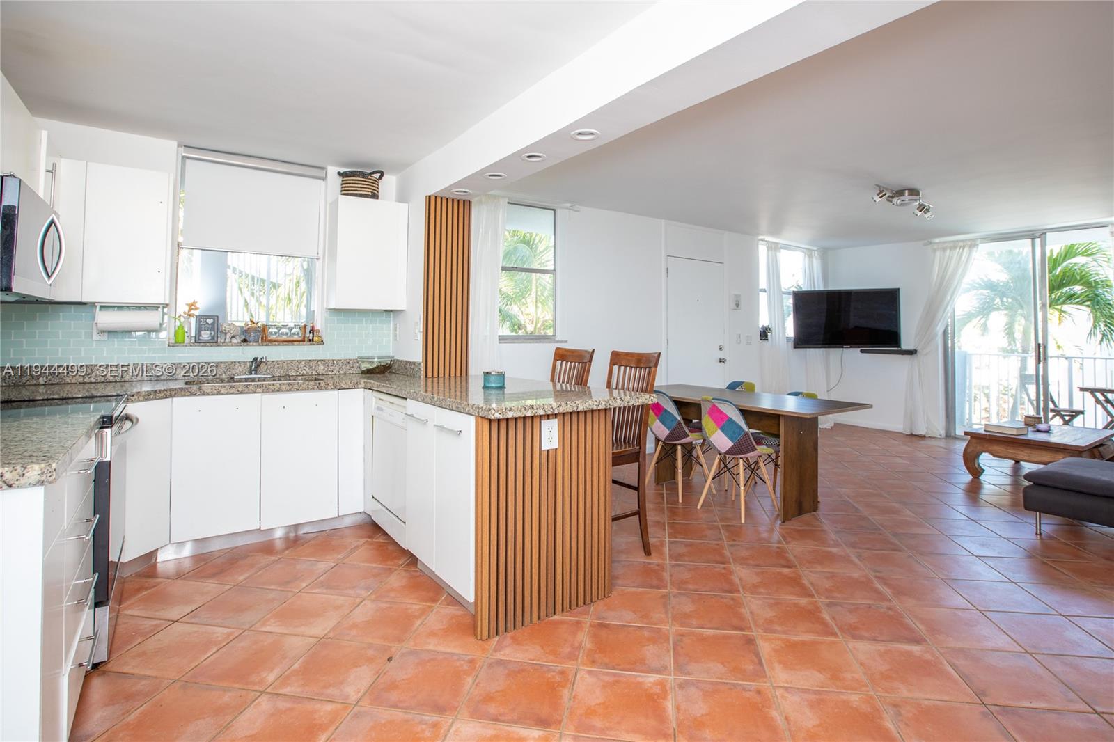 NORTH BAY VILLAS CONDO - Residential Lease