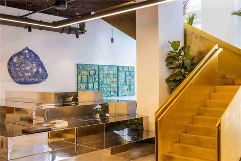 1642 NE 1st Ave 2705 Miami FL 33132