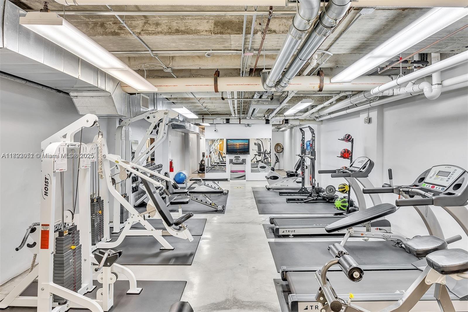 THE BANK CONDO - Residential Lease