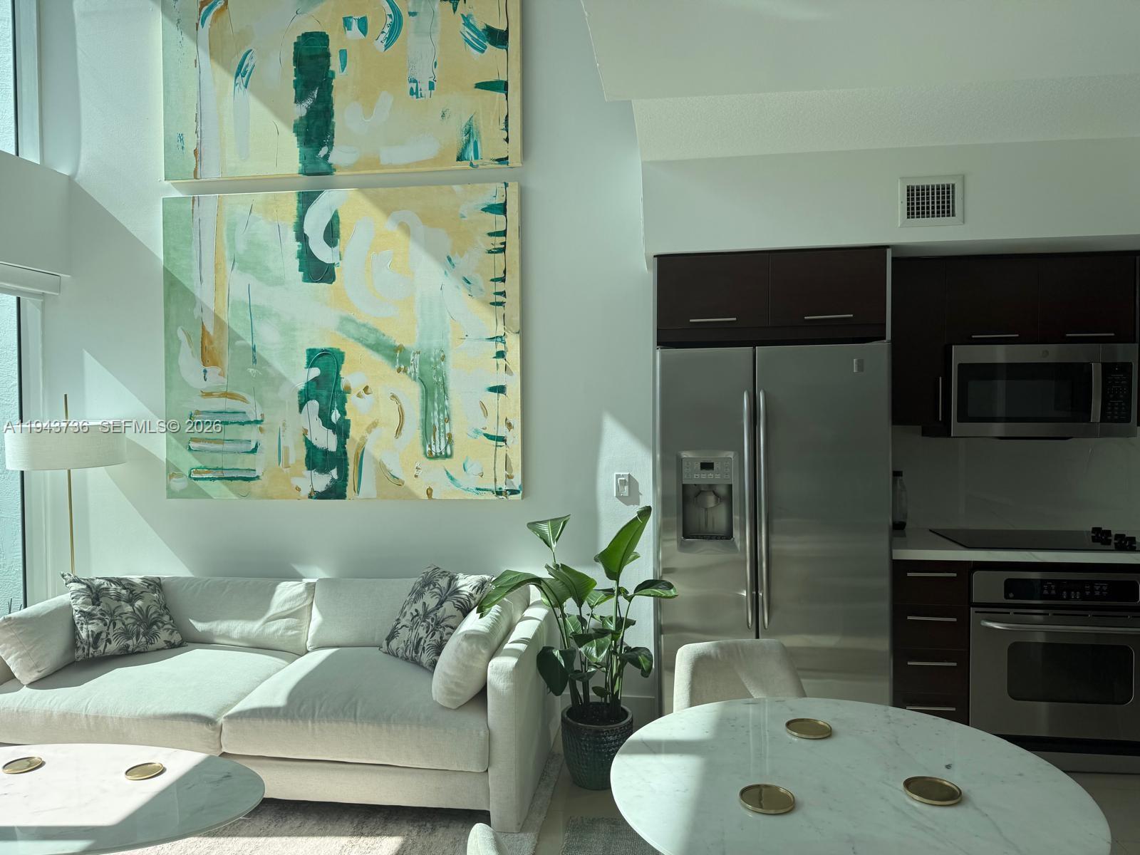 BRICKELL ON THE RIVER S T - Residential Lease