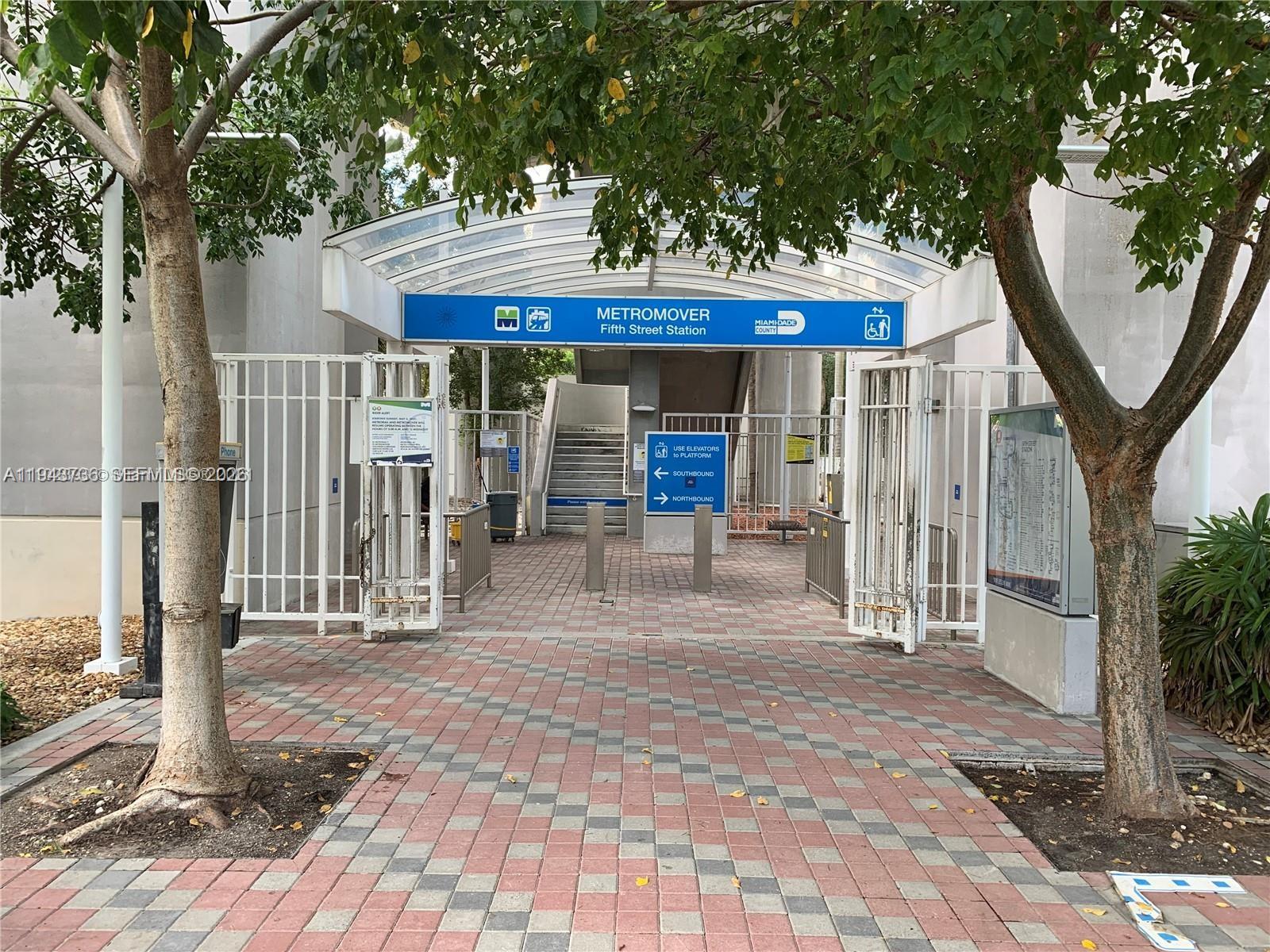 BRICKELL ON THE RIVER S T - Residential Lease