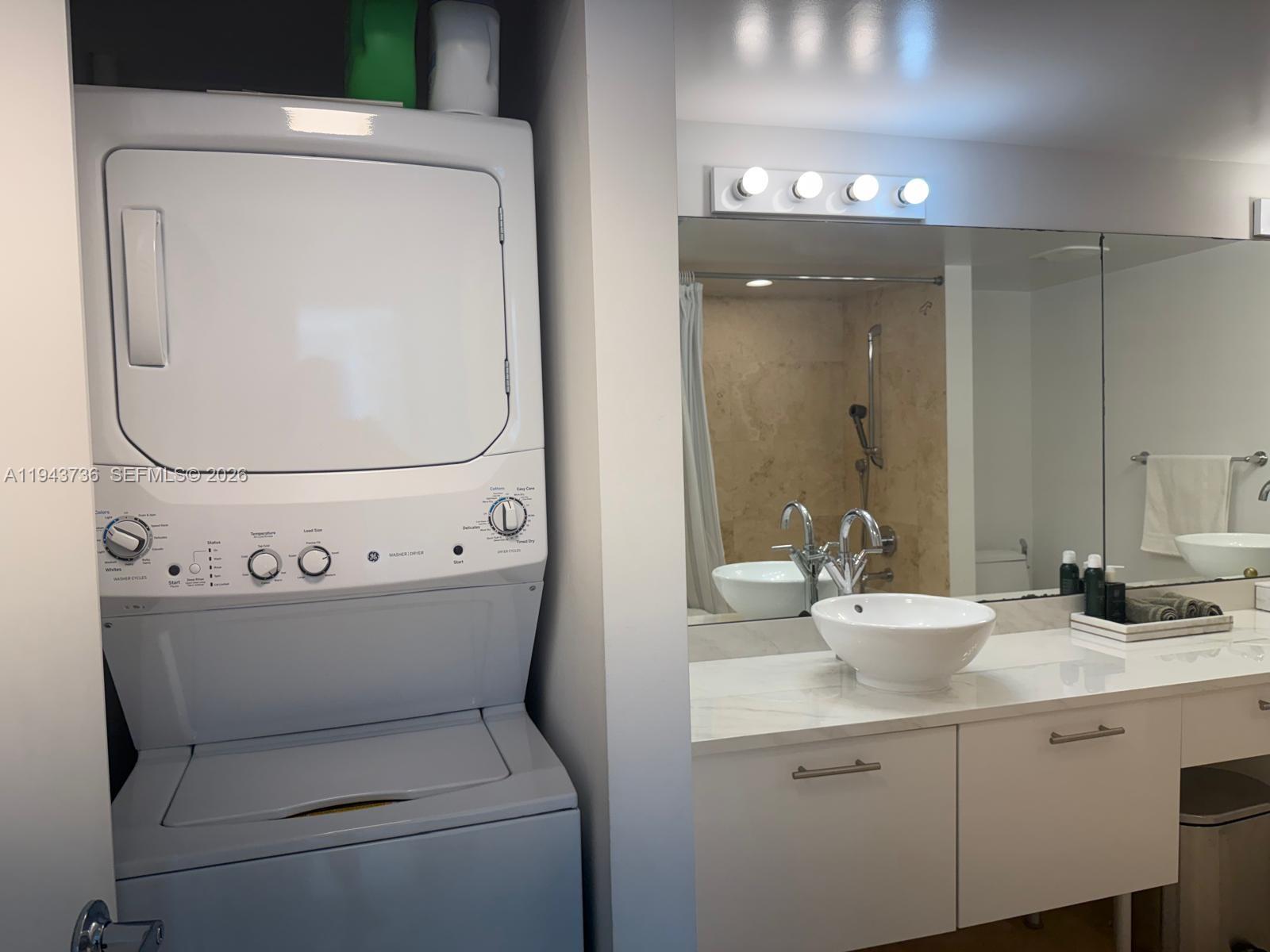 BRICKELL ON THE RIVER S T - Residential Lease