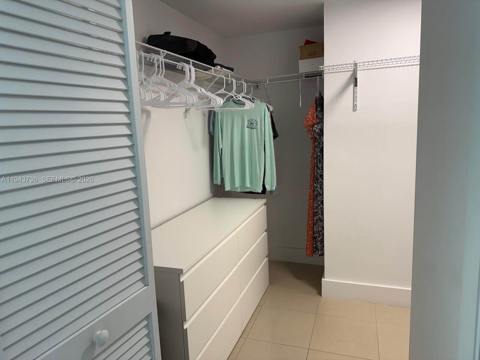 BRICKELL ON THE RIVER S T - Residential Lease