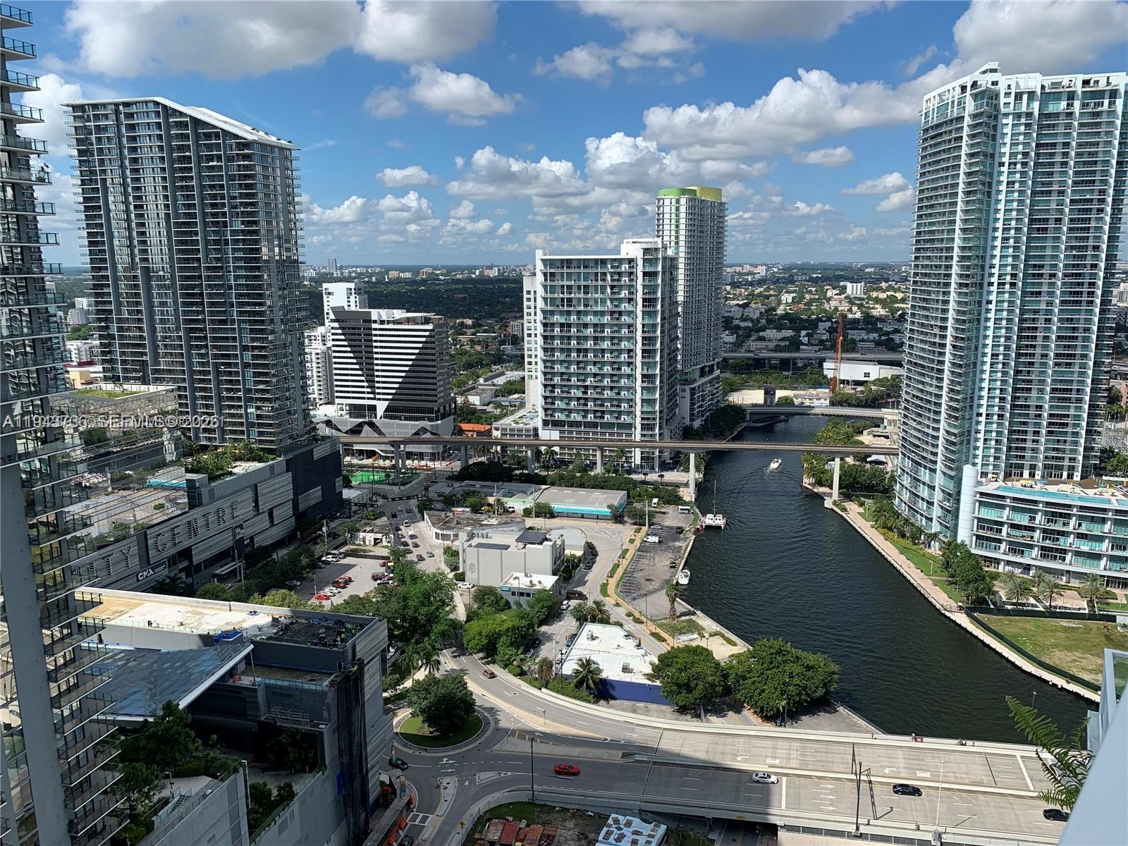 BRICKELL ON THE RIVER S T - Residential Lease