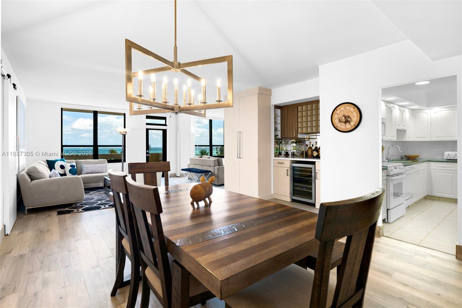 10185 Collins Ave 519