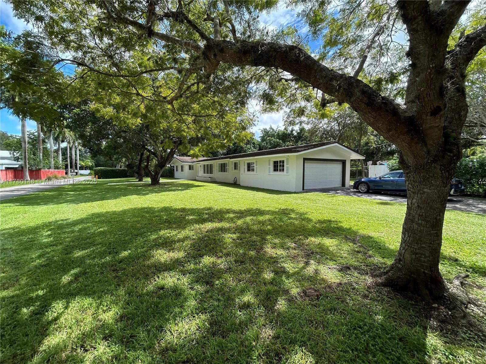 PINEMESA ESTS - Residential Lease