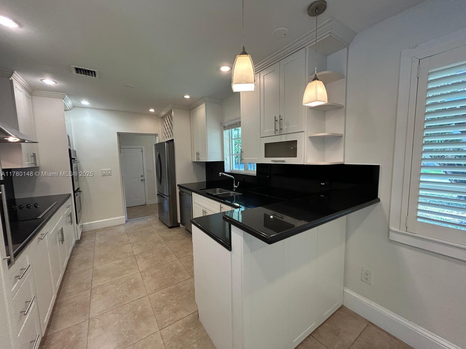 PINEMESA ESTS - Residential Lease