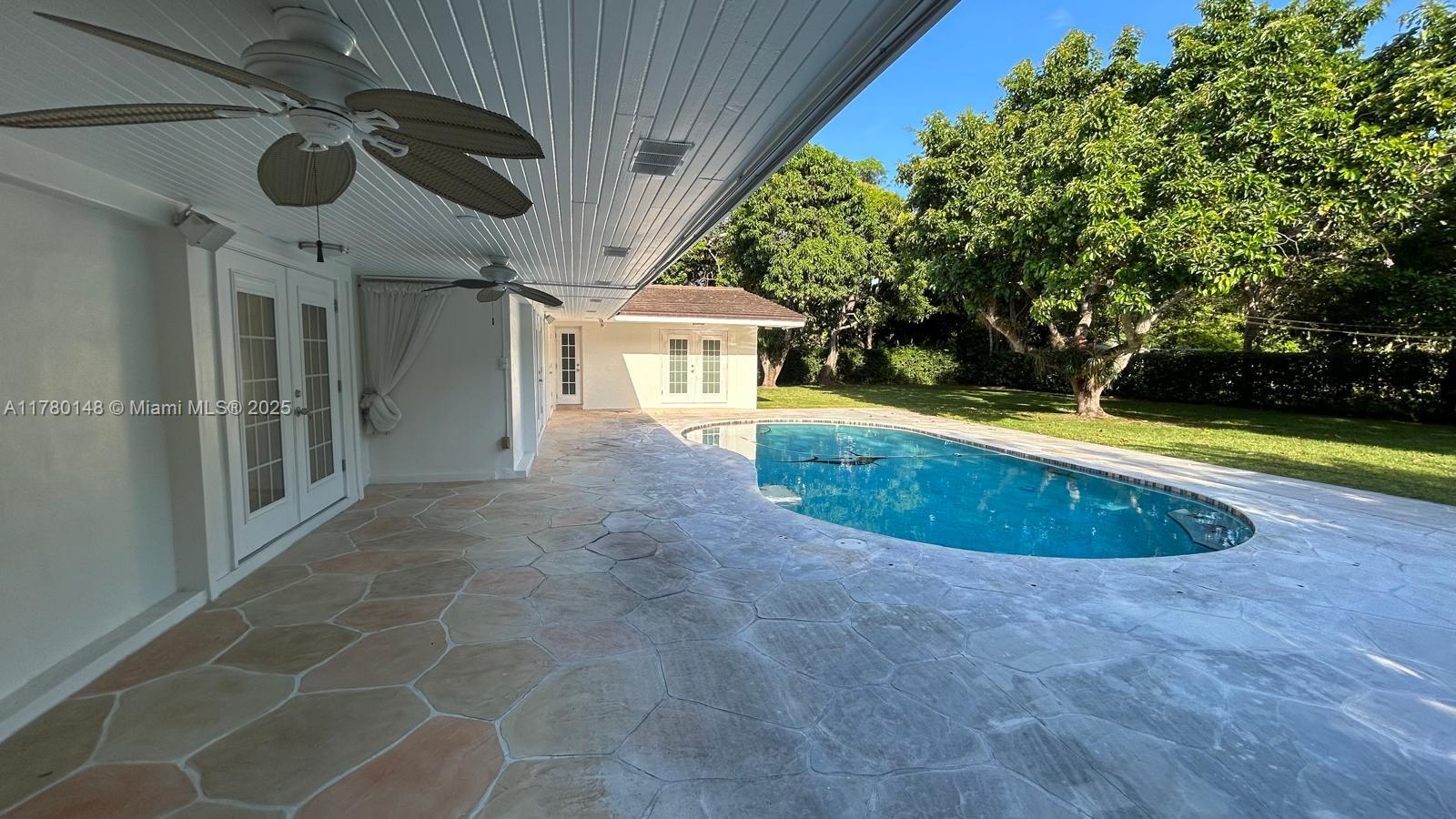 PINEMESA ESTS - Residential Lease