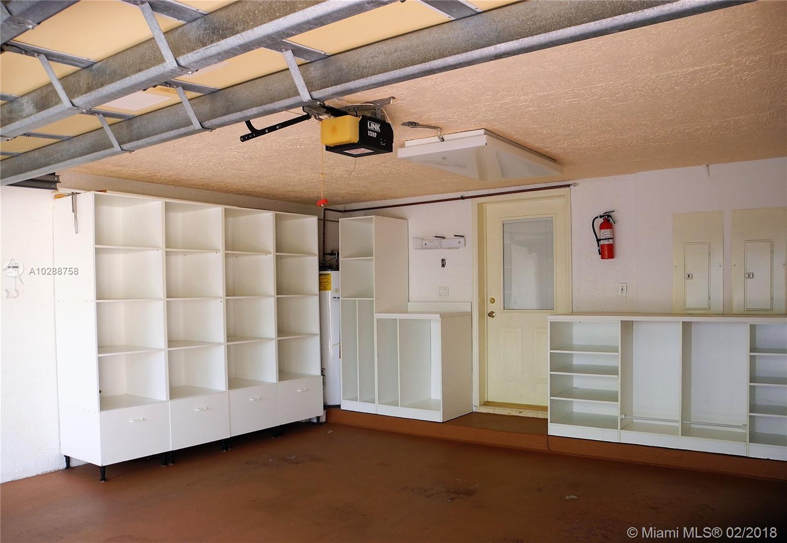 G B VILLAS - Residential