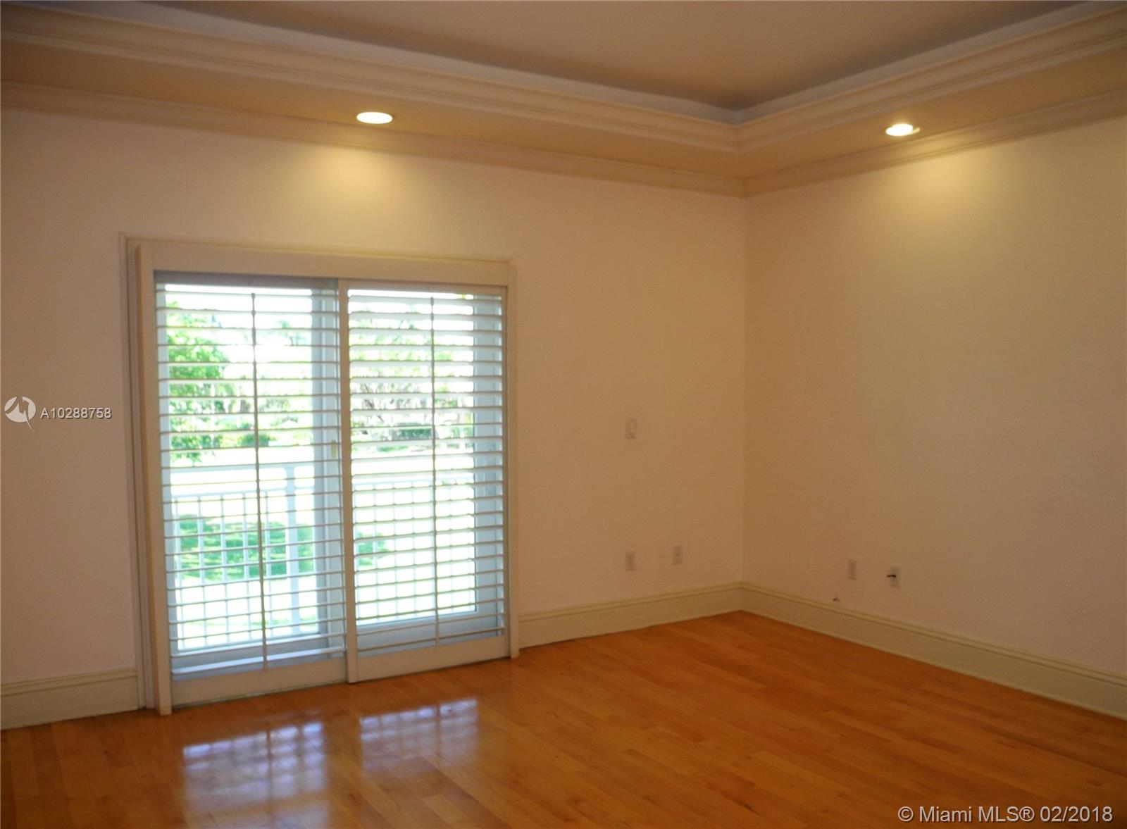 G B VILLAS - Residential