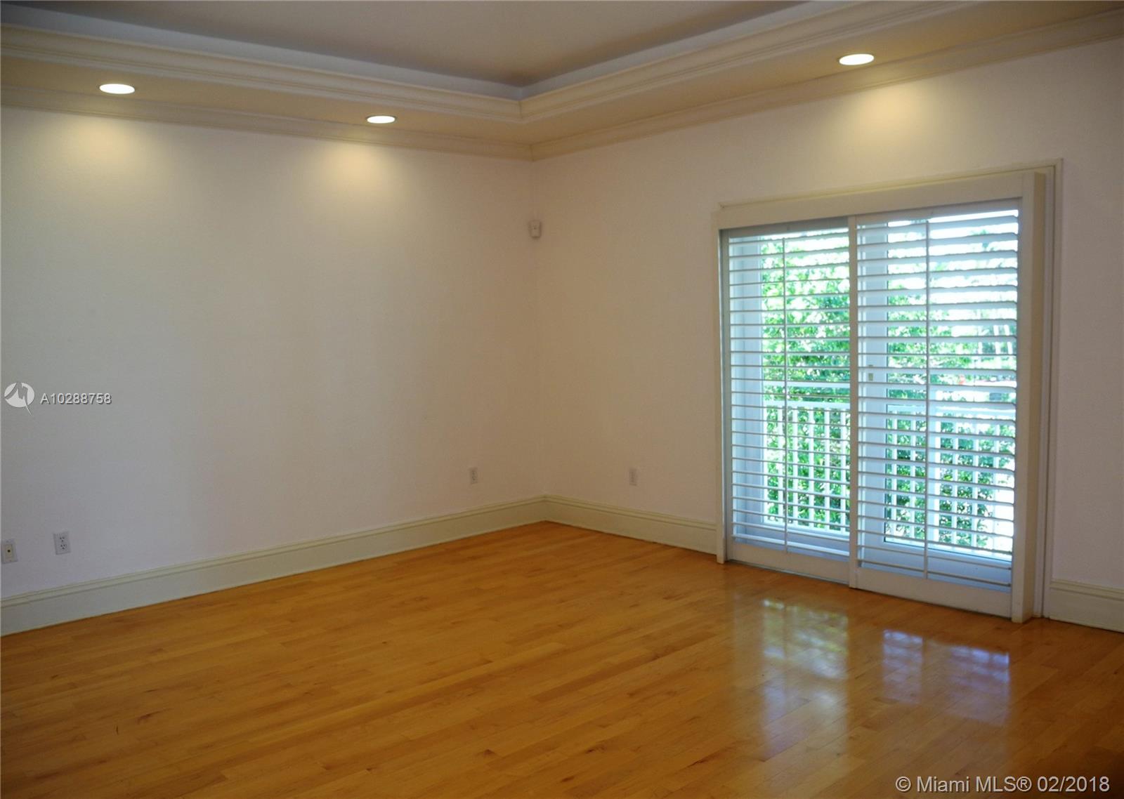 G B VILLAS - Residential