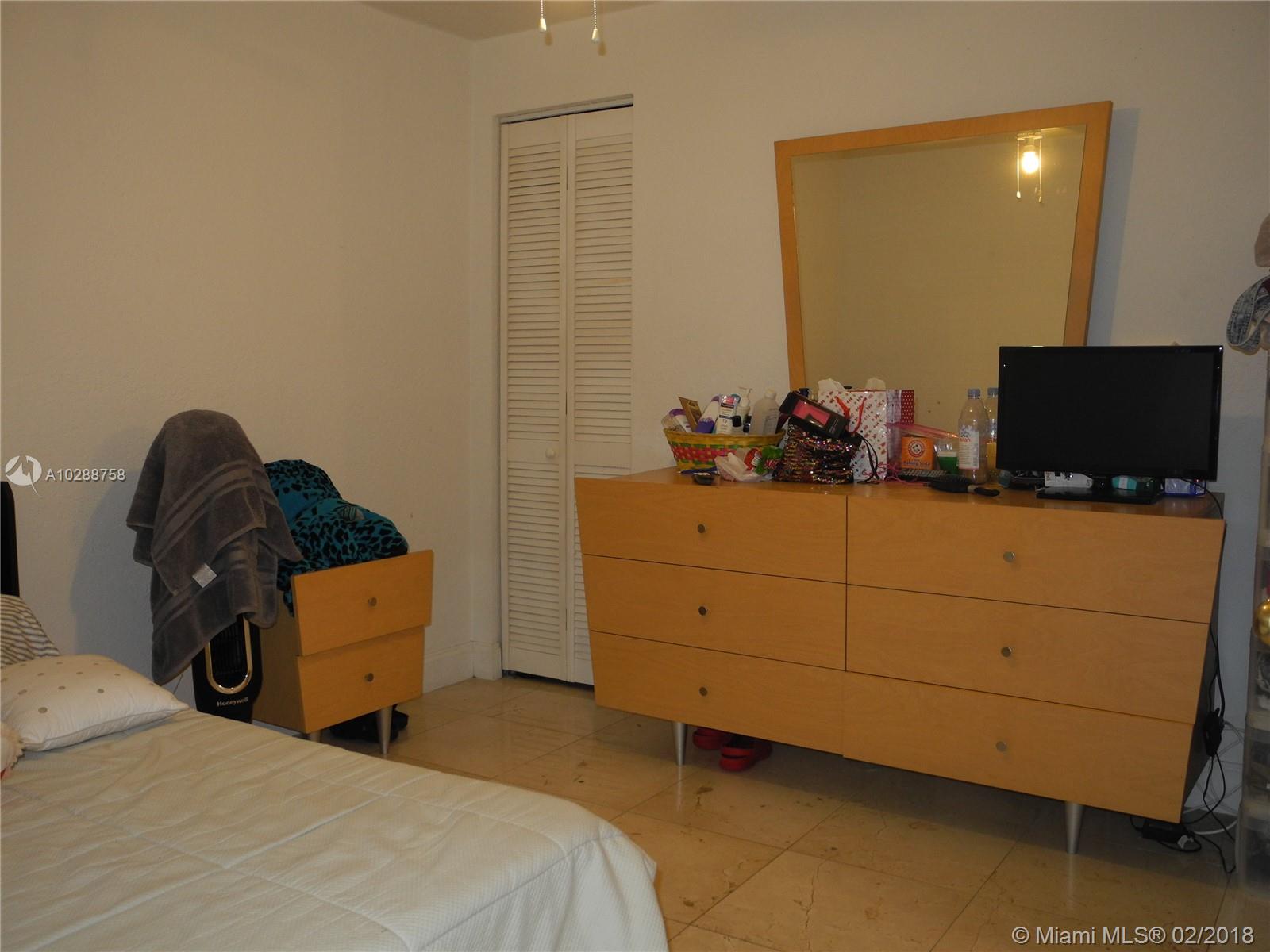 G B VILLAS - Residential