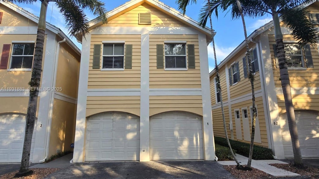 Photo of 511 SW 18th Ave #1, Fort Lauderdale, FL 33312 (MLS # A11931883)