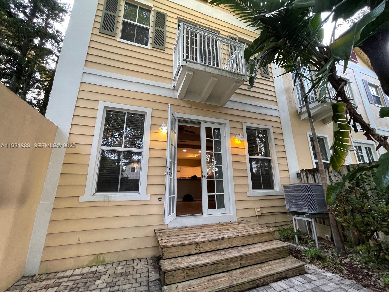 RIVERSIDE NO 2 - Residential