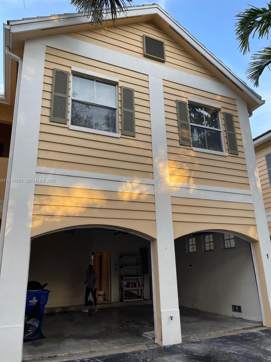 RIVERSIDE NO 2 - Residential