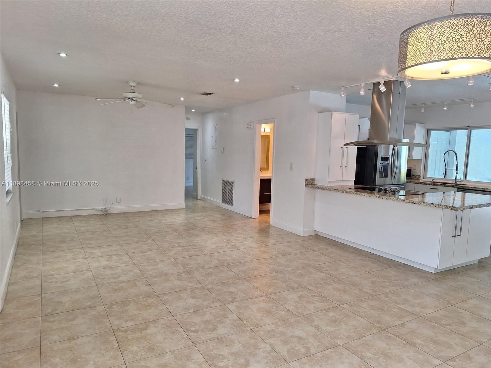 CHERRY HOLLOW 2ND SEC - Residential Lease