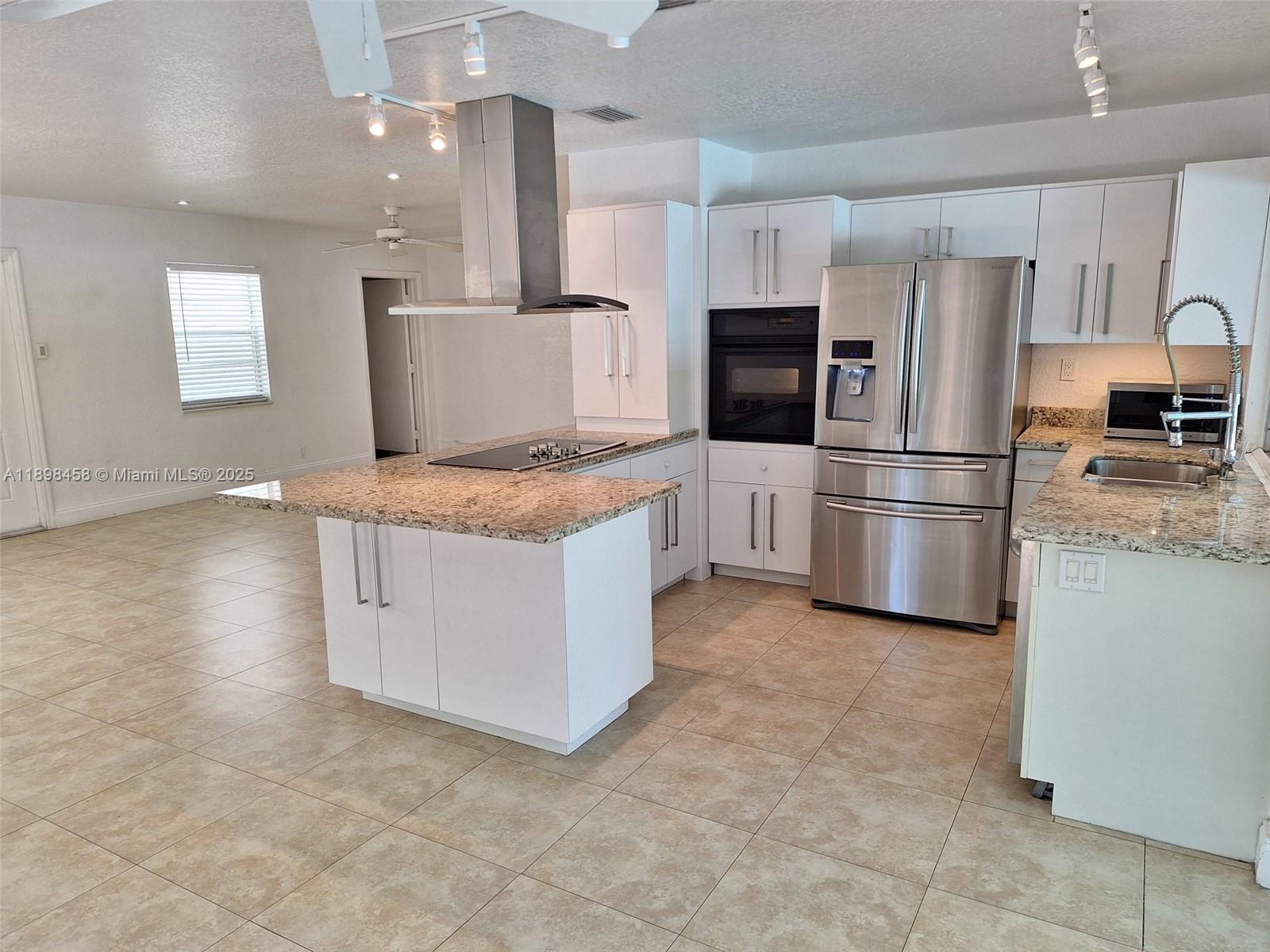 CHERRY HOLLOW 2ND SEC - Residential Lease