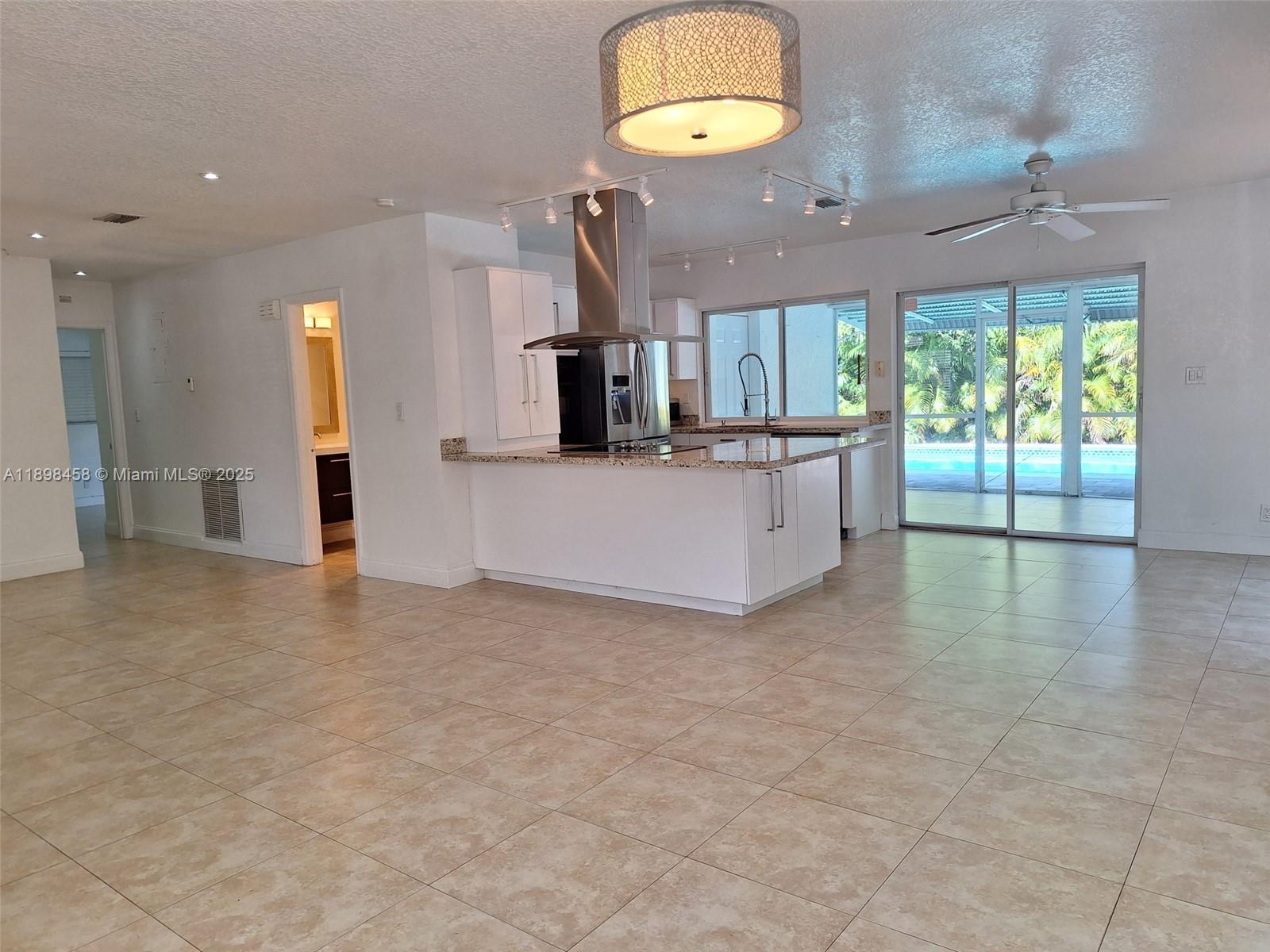 CHERRY HOLLOW 2ND SEC - Residential Lease