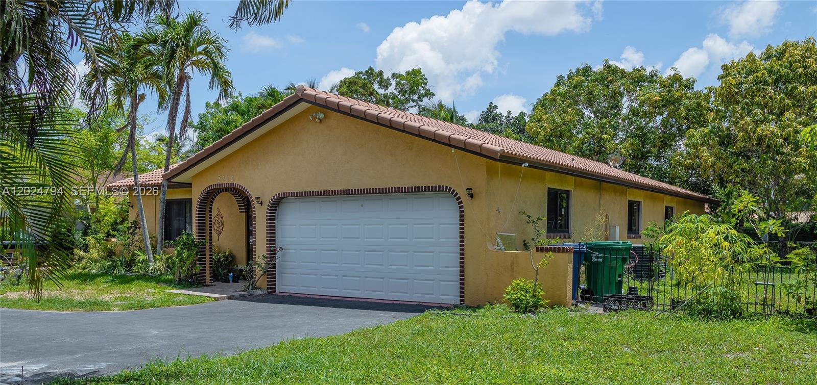 2315 NW 98th Ter
