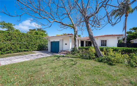 7027 Trouville Esplanade Miami Beach FL 33141