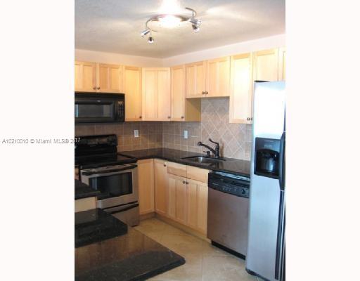 Maison Grande - Residential Lease