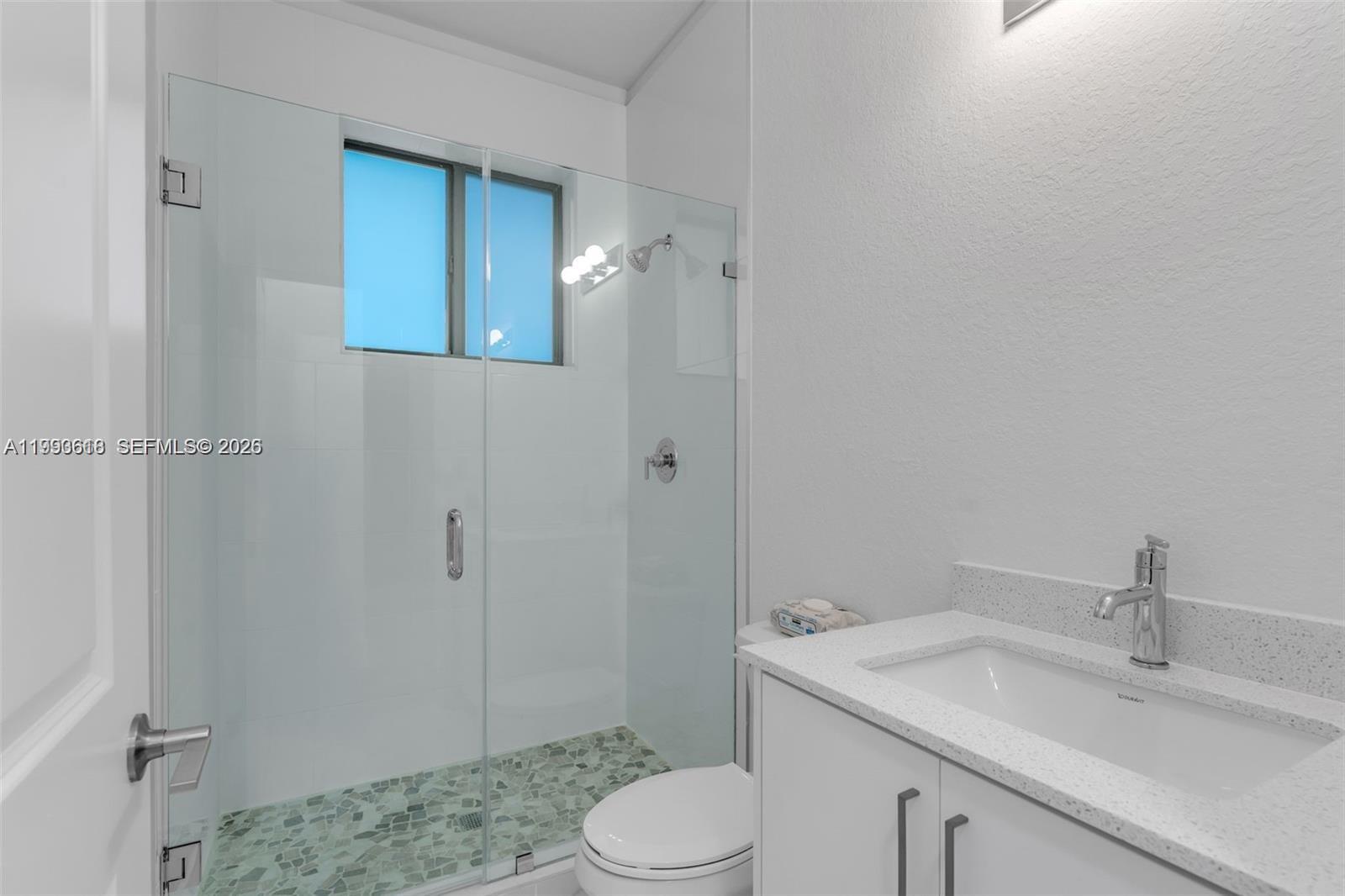 VENTURE HOMES - Residential